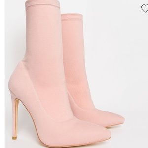 Simmi Pink Lycra heel boots size 8 NWT heels ankle